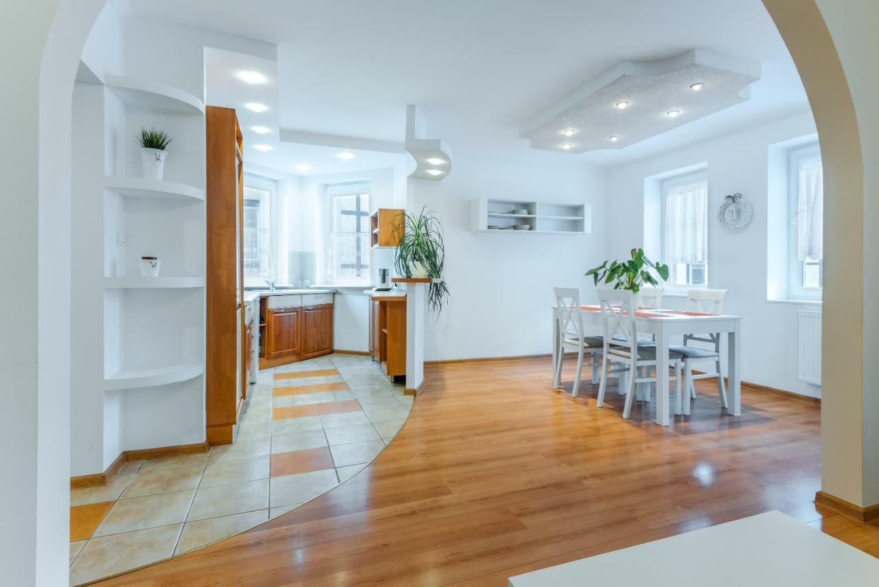 Apartament Na Starowce Kolobrzeg Exterior photo